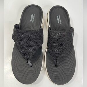 Skechers ArchFit UltraGo flip-flops, worn once